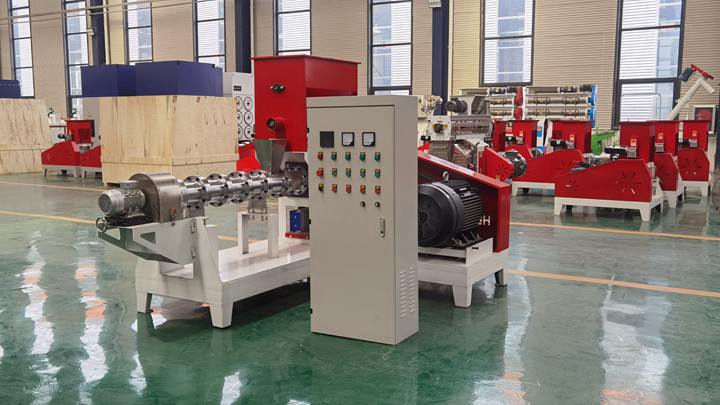 dry type Trout feed pellet machine in Kenya